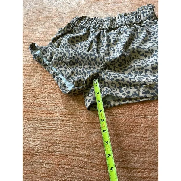 AERIE Beach Beyond Lounge Shorts in Cream/Black Leopard Spot XS - Image 7
