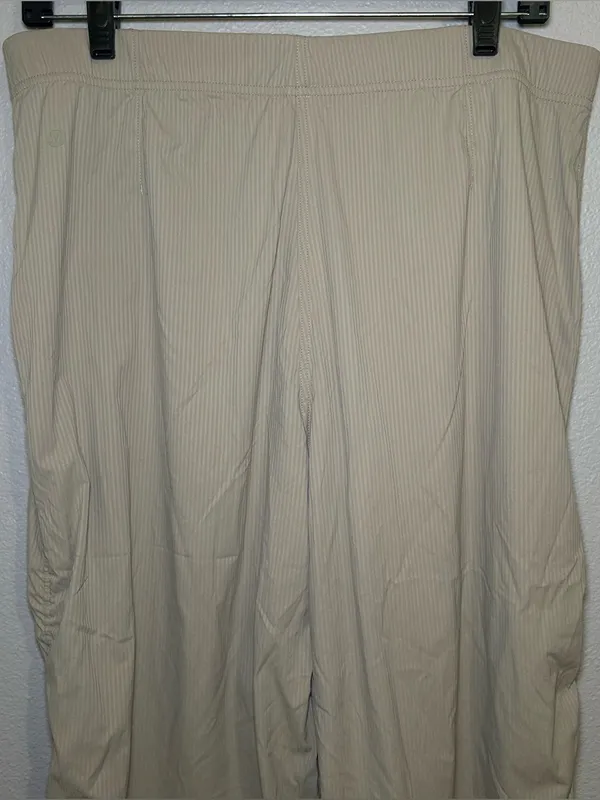 Lululemon Dance Studio Slim Fit High Rise Ruched Flared Pants Women’s Size XL - Image 7