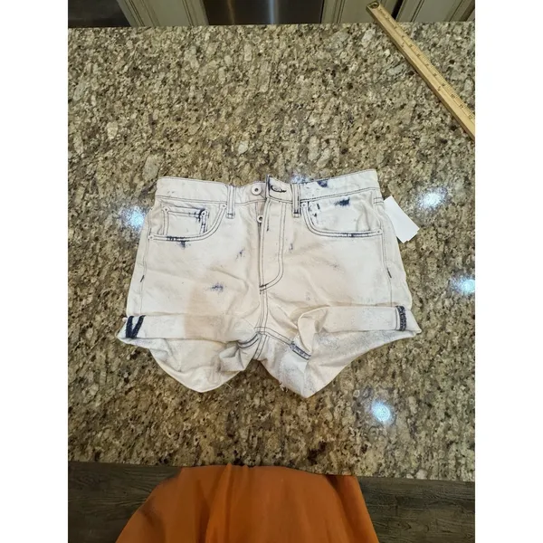 RAG‎ & BONE size 24 Rosa Mid-Rise Boyfriend Shorts White Wash $195 - Image 2