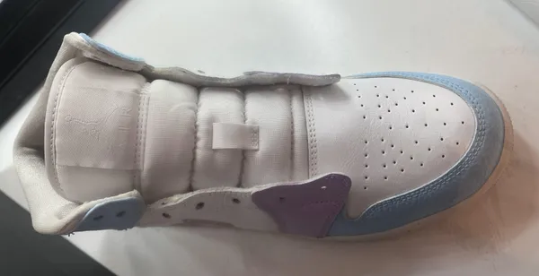 Nike Air Jordan 1 Mid - Image 5