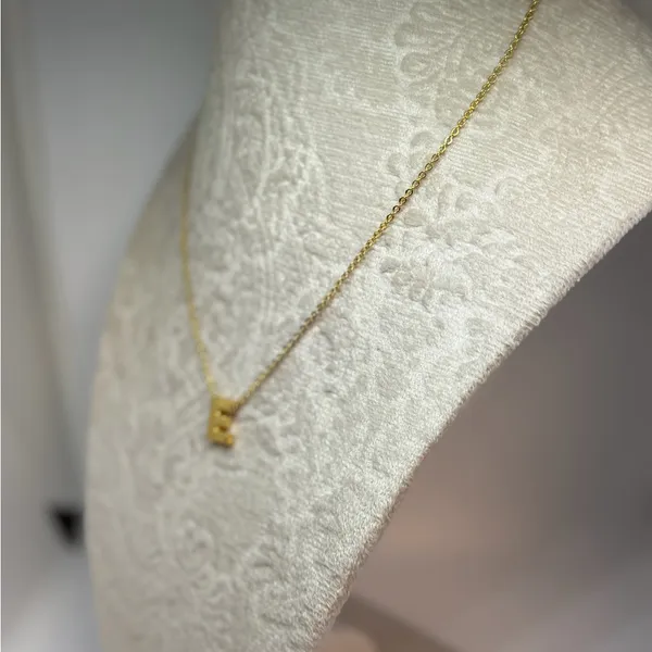 Gold Tone Letter E Initial Pendant Necklace Dainty Minimalist Alphabet Jewelry - Image 3