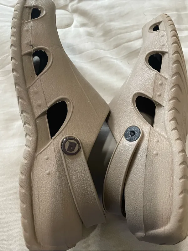 Neutral Beige tan Clog slip on Shoes woman’s size 8 - Image 8