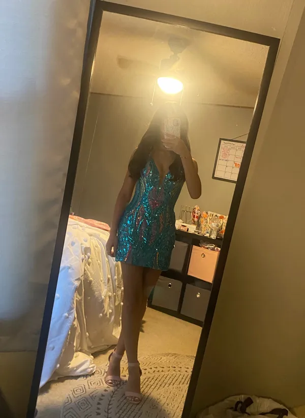 Jovani Short homecoming dress - Image 3