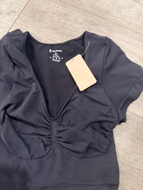 Seamless Black Short Sleeve Shaping Bodysuit Size M - Image 8