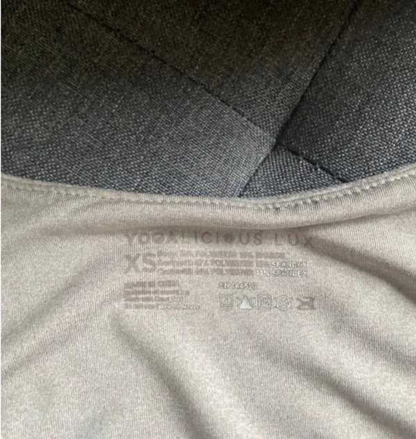 Workout tank with built in bra Gray Size undefined - Image 3