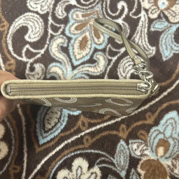 Coach Tan and Cream Wristlet with Textured Leather - Image 5