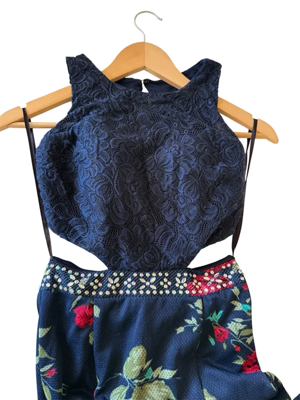 Floral Lace Dress – Size XS - Image 4
