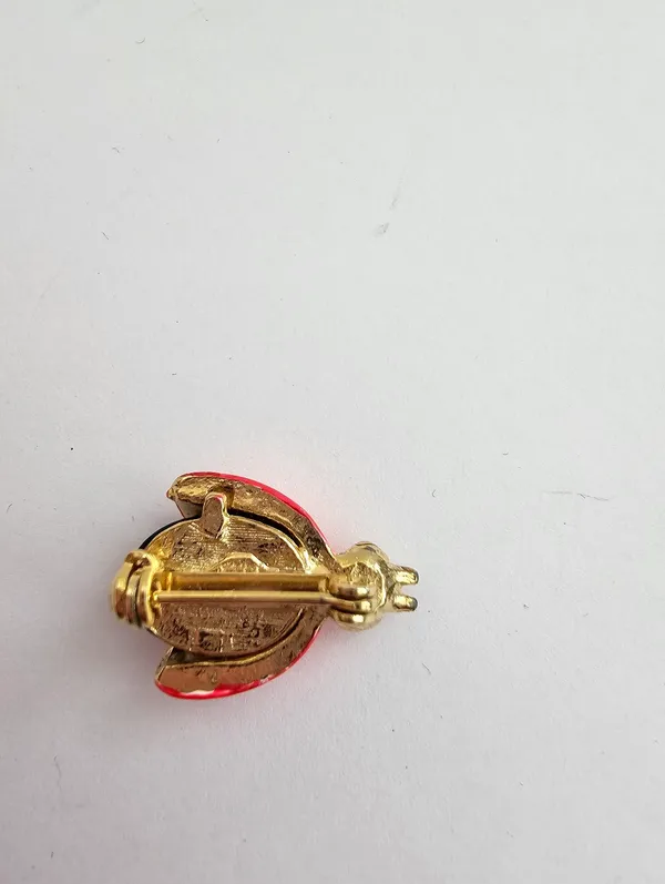 Vintage Red Enamel Ladybug Brooch Pin Black Cabochon Rhinestone Eyes - Image 3