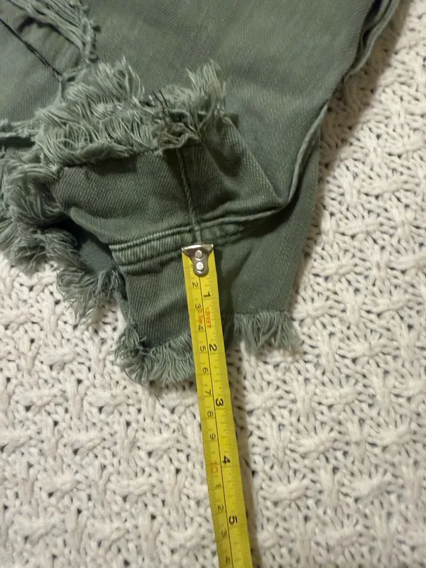 We The Free Womens Shorts 31 Army Green Mid Rise Button Fly Cut Off Denim - Image 4