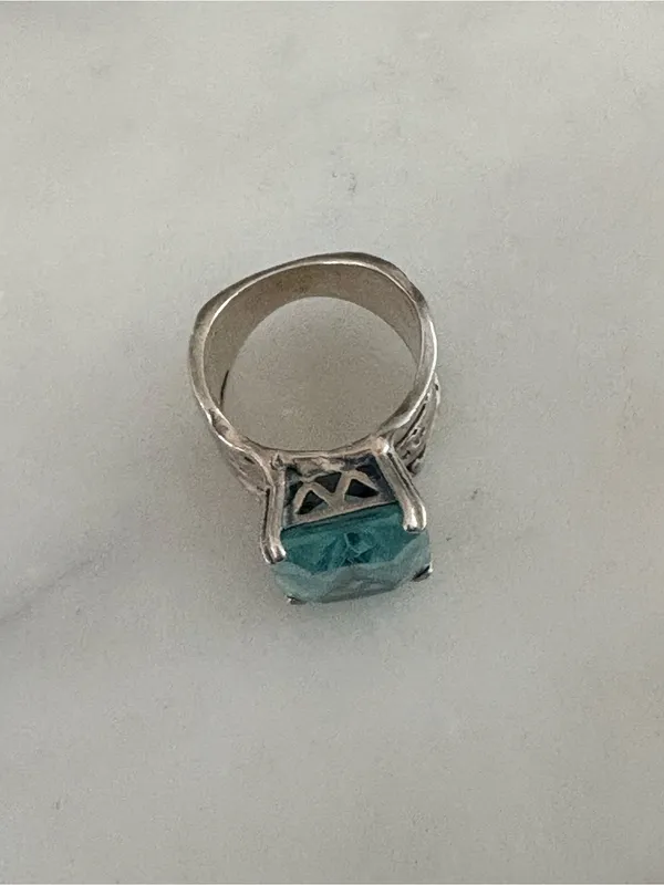 Silpada Sterling Silver Ring with Aqua Blue Square Glass Stone 5.5 - Image 8