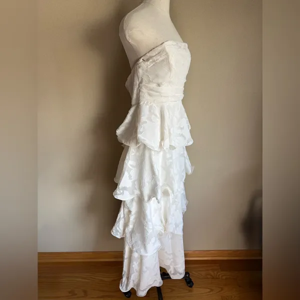 Here Comes The Sun Giavana Strapless Layered Midi Dress Floral Embossed - Image 8