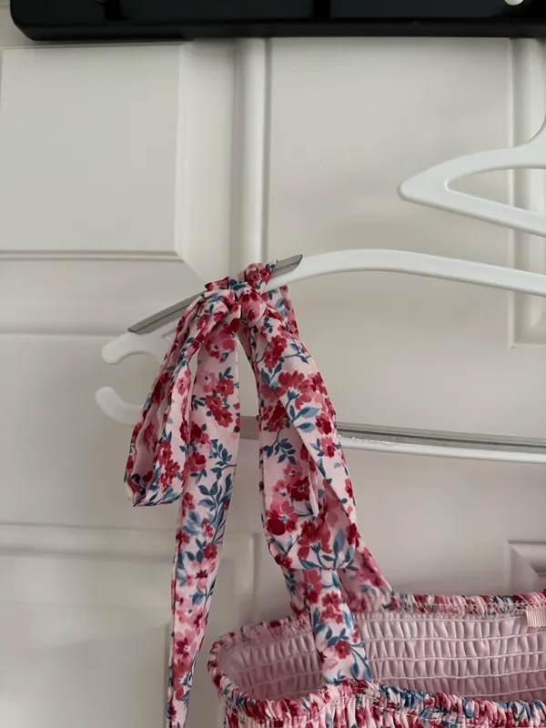 Francesca’s Mi Ami Pink Floral Dress - Image 2