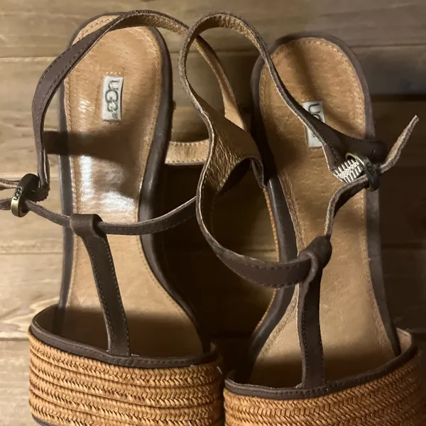 UGG (Australia) Fitchie Platform Leather Sandals Brown Sz 9.5 - Image 4