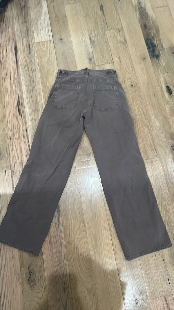 American Eagle Jeans - Image 4