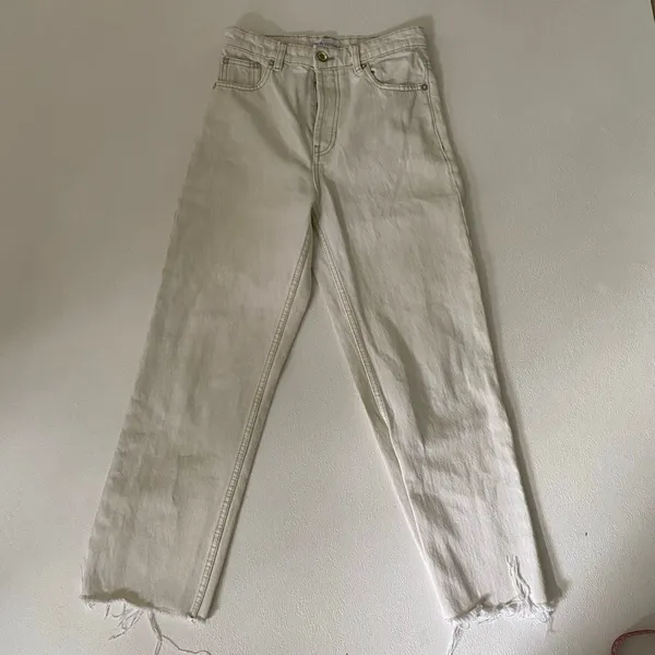 Zara Cream Wide Leg Jeans Size 4 High Rise Raw Hem Minimalist Denim - Image 2