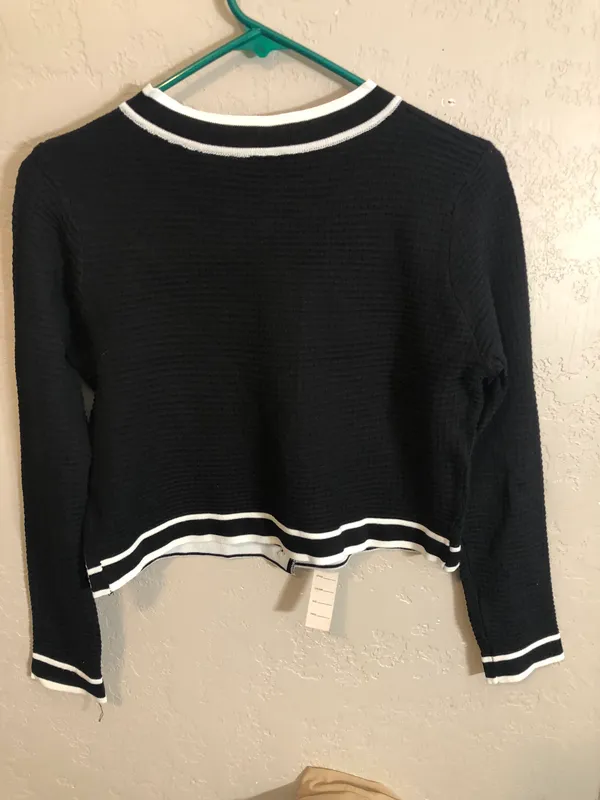 Crop Top Jacket Size M - Image 3