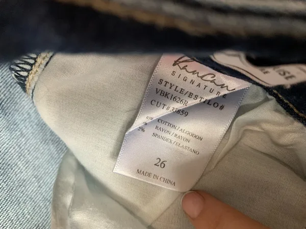 KanCan USA Jeans Flare Distressed - Image 3