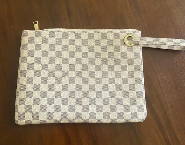 Clutches / Wristlets - Image 2