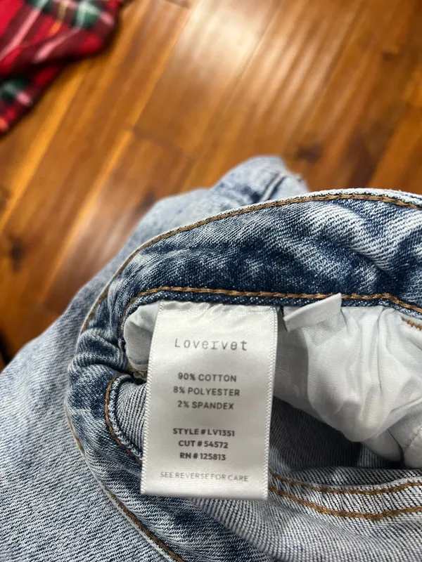 Vervet Lovervet Acid Washed Mid Rise distressed straight leg - Image 12