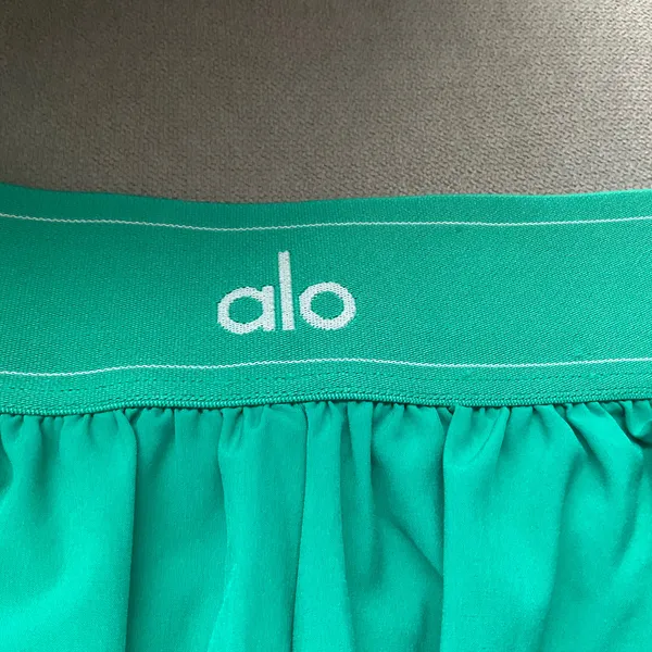 Alo Yoga Match Point Short Spruce Green S - Image 4