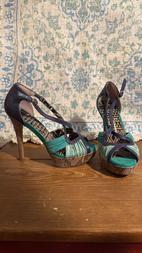 Jessica Simpson Heels - Image 3