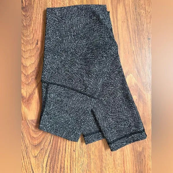 Lululemon leggings - Image 6