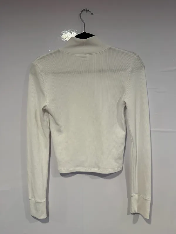 White mock neck American Eagle long sleeve‎ shirt - Image 3