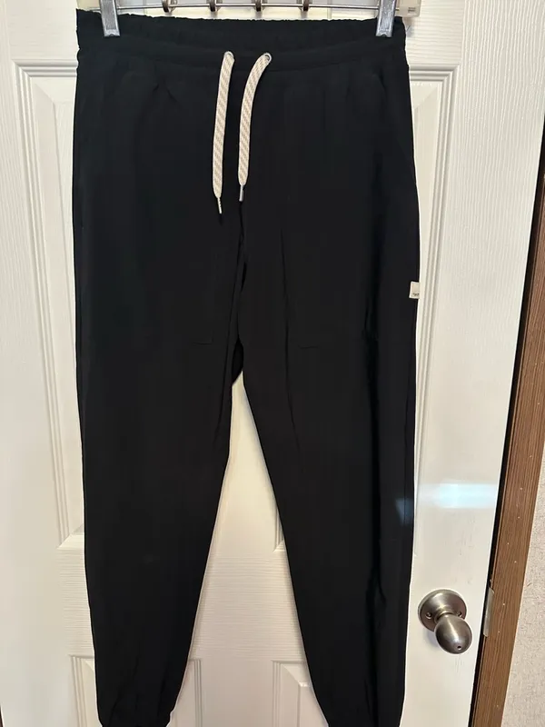 Vuori Black Joggers with White Drawcord - Image 3