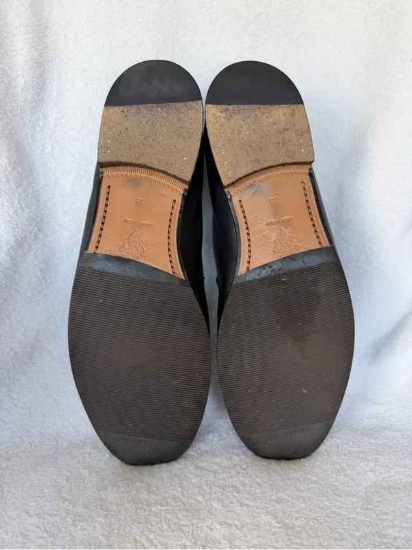 Gucci Black Leather Women's Loafers with Gold Horsebit Size 8.5 - Image 13