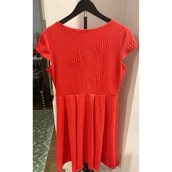 Sangria Red Textured Fit and Flare Dress Front Zip Cap Sleeve Size 14 Festive‎ - Image 5