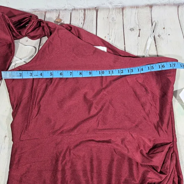 Cynthia & Sahar‎ *Flawed* Mermaid Dress with Slight Train in Cabernet CS108 XL - Image 10