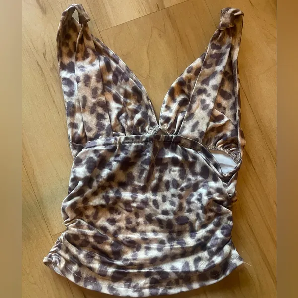 SheIn Leopard animal Print Halter Crop Top size XS Y2K Mob Wives - Image 3