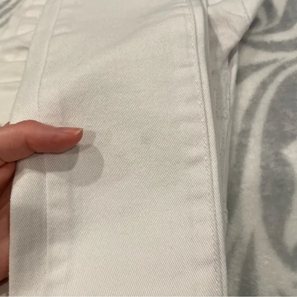 White Jeans Size 00 - Image 7