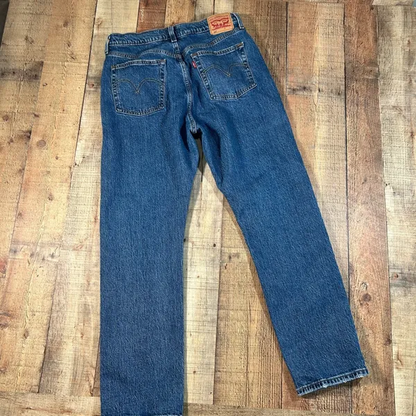 Levi's 501 Original Jeans Women's 31x30 Worn In Straight Button Fly Denim Pants - Image 8