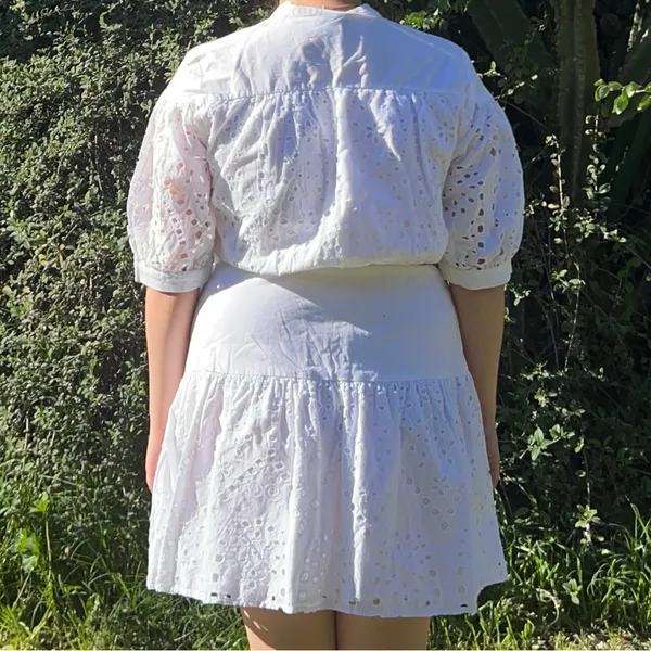 Chic White Eyelet Mini Dress Size undefined - Image 2
