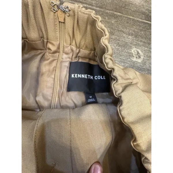 Kenneth Cole Women's Strapless Vest Bustier Size Medium Tan - Image 5