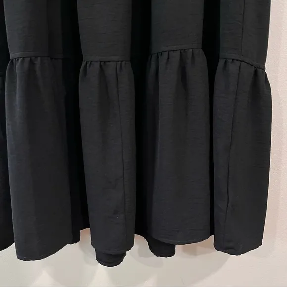 Lulus Lovely to Meet You Black Short Sleeve Tiered Midi Dress‎ SMALL - Image 7