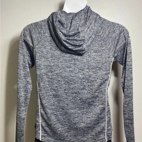 Under Armour Gray Hoodie Sweatshirt - Image 4