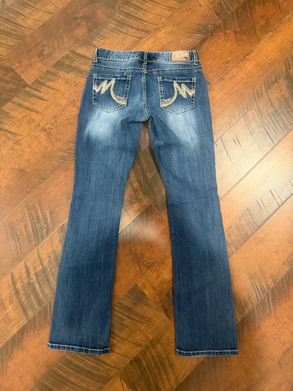 Maurices Lowrise Bootcut Jeans - Image 5