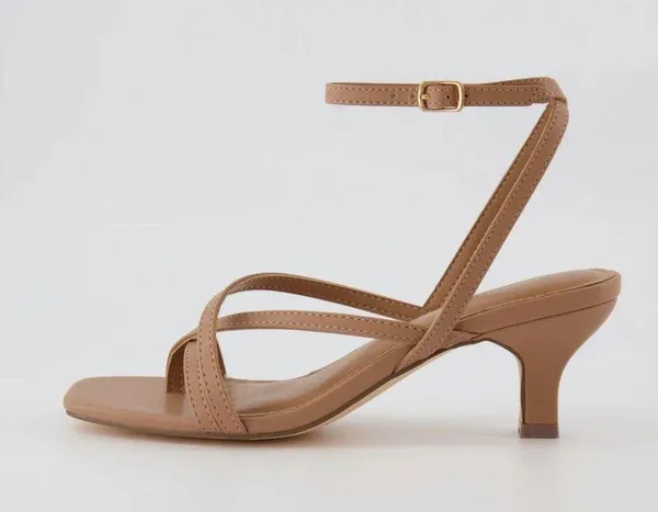 Cushionare Kitten Dress Sandal - Image 4