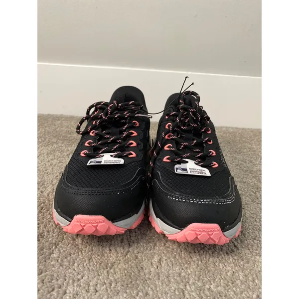 New Skechers Swift Fit Women’s Sneakers Size 7.5 - Image 2