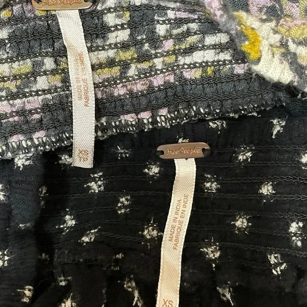 Bundle of 2 Free People Black Floral Boho Smocked High Rise Mini Shorts Size XS - Image 7