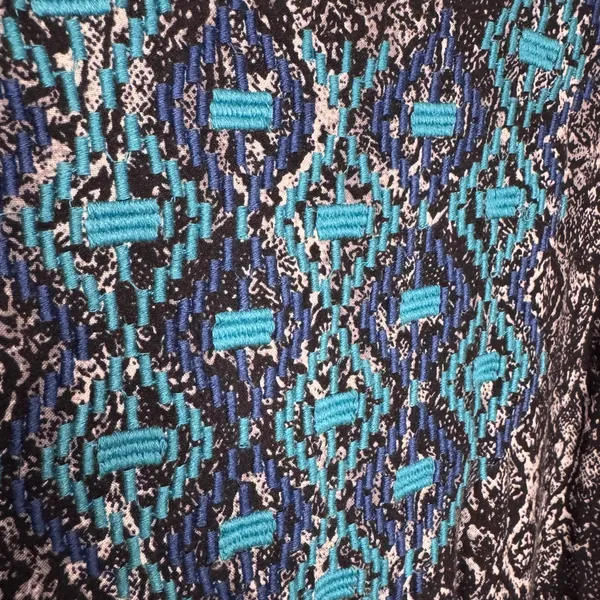 Ecote Anthropologie Snakeskin Print Embroidered Detail Shift Dress Sz L - Image 6