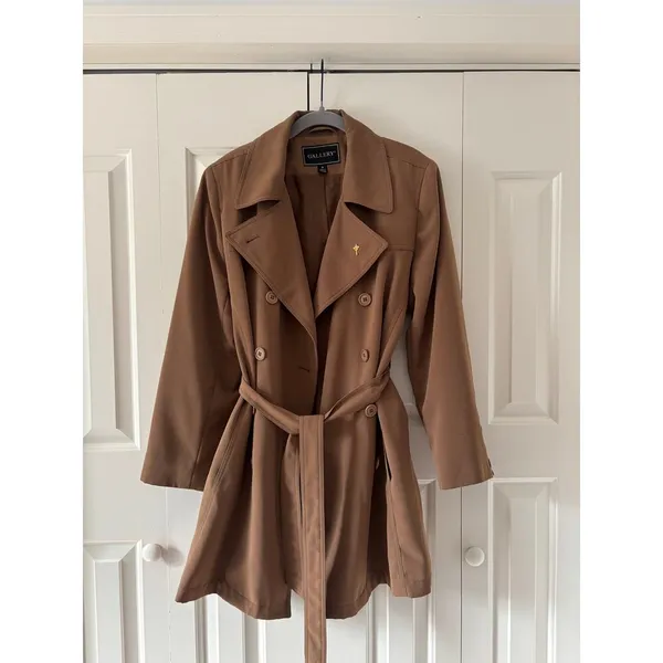 Gallery Medium dark green Double-Breasted Trench Coat - Image 2