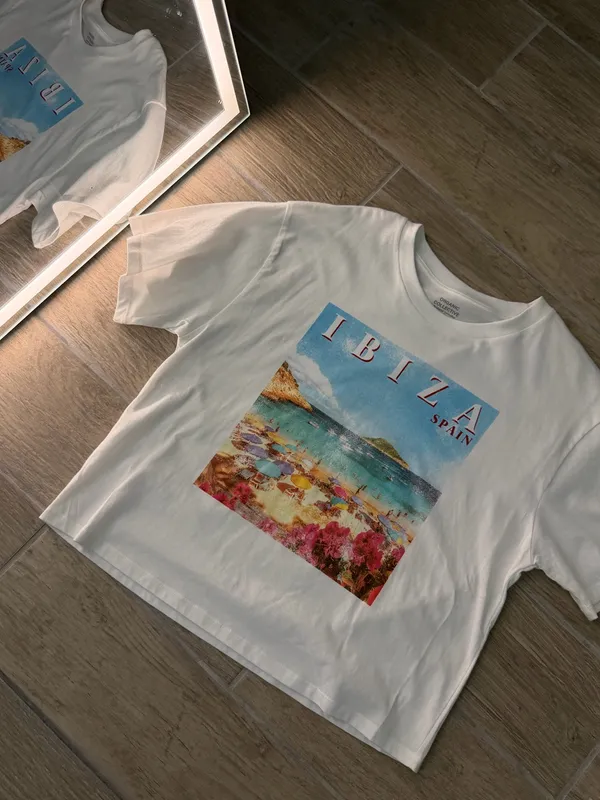 IBIZA Spain Graphic Crop Top White Size L - Image 3