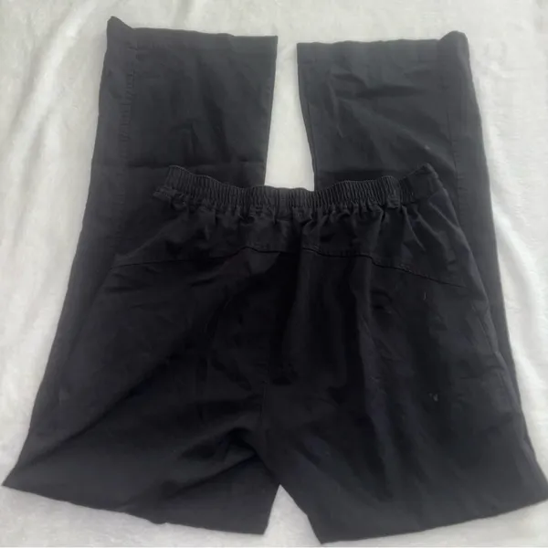 Healing hands purple label Black scrub Pants, size small - Image 2