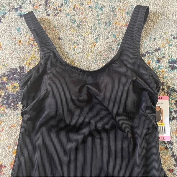 Hurley UPF 50+ One Piece Bathingsuit NWT - Image 4