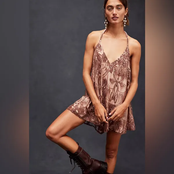 Free People NWT Swingin' It Romper In Weathered Rose - Image 2