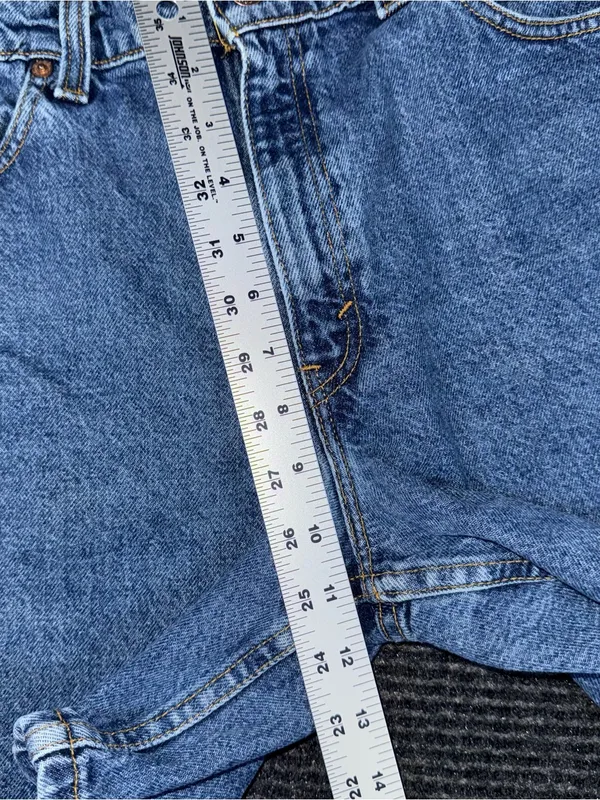 Vintage 90s Levi’s 550 Relaxed Fit Denim Shorts Women’s 11 / 28 USA Made Jorts - Image 9
