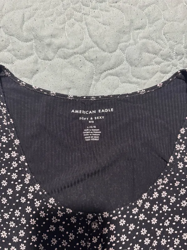 American Eagle Black Floral Top - Image 2